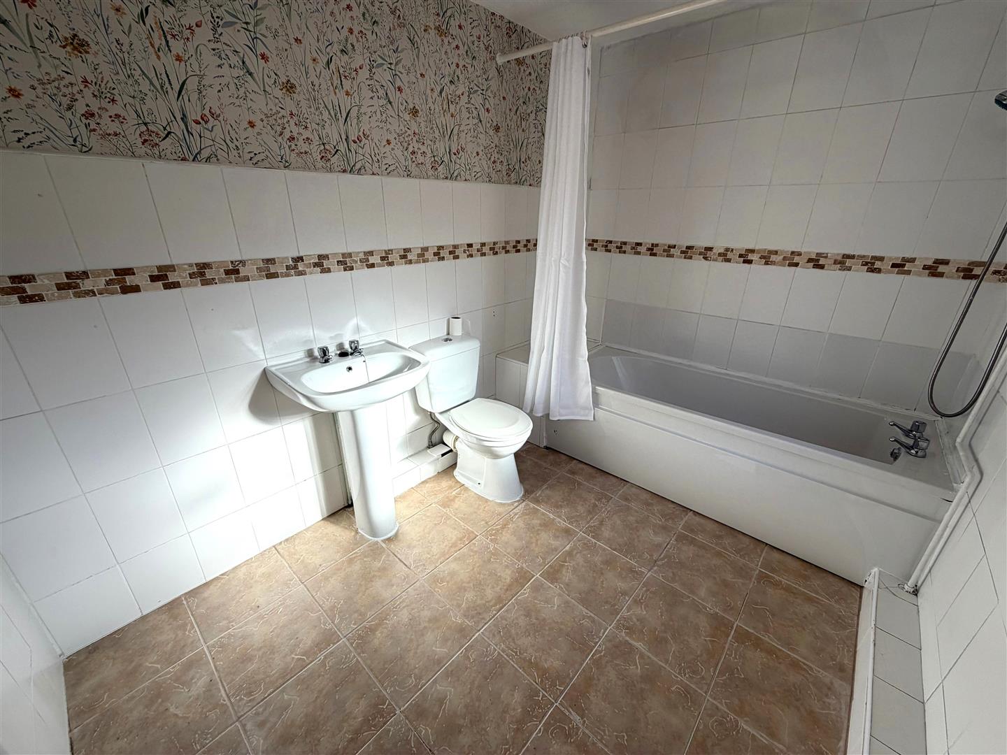 Spring Terrace, Sandfields, Swansea, SA1 3TD